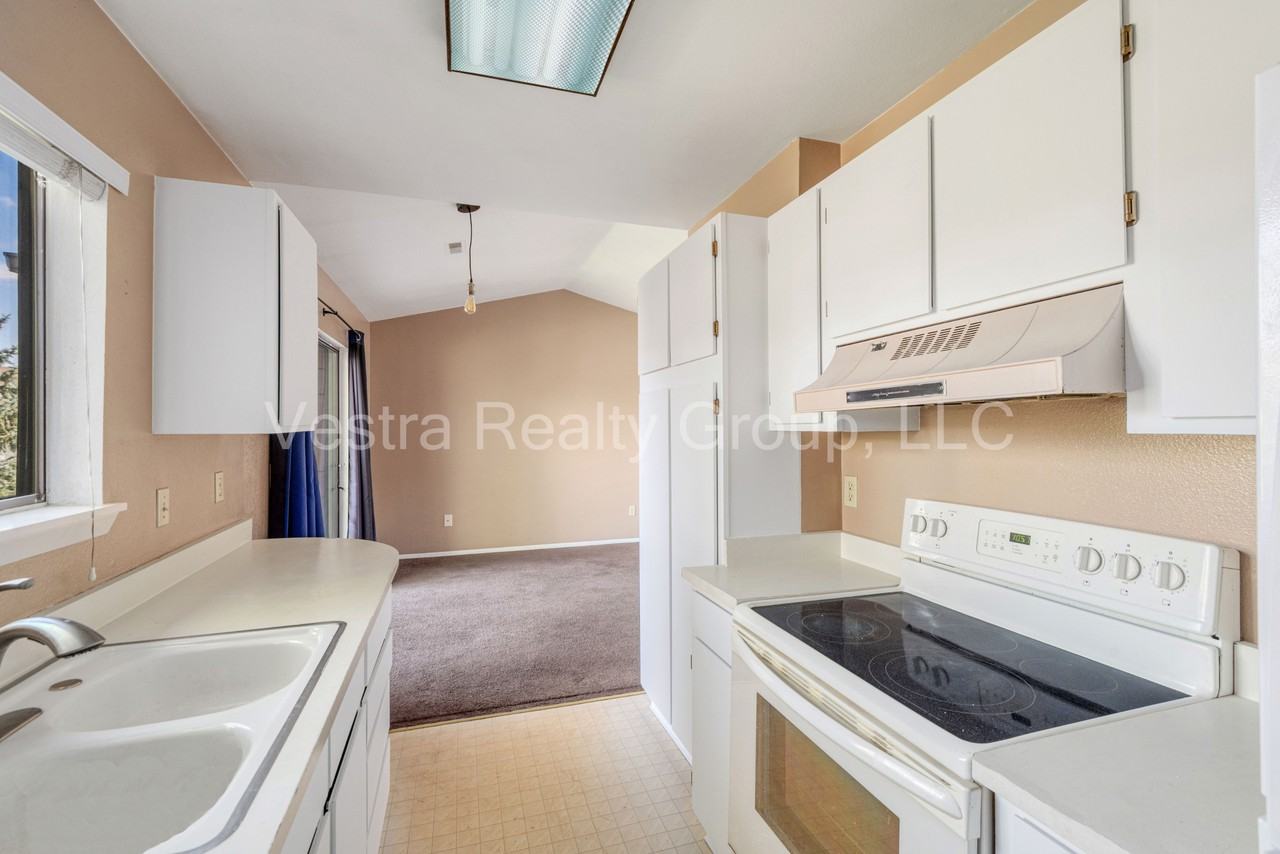 2265 S Buckley Rd #201 - Photo 6 of 14