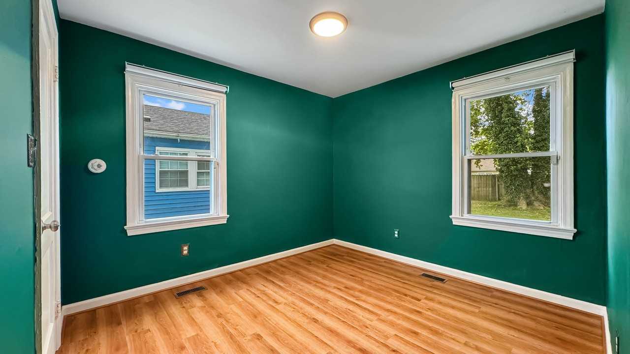 607 Lee St #1 - Photo 7 of 16