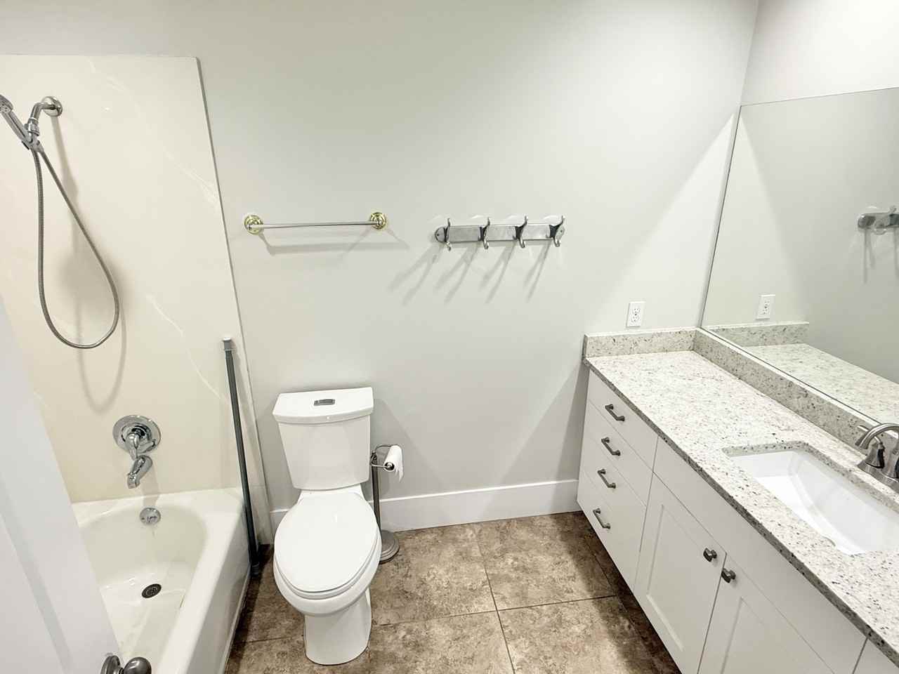 1729 East Colchester Court #1 - Photo 7 of 50