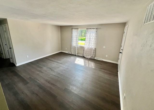 9332 North Cross Street #B - Photo 6 of 10