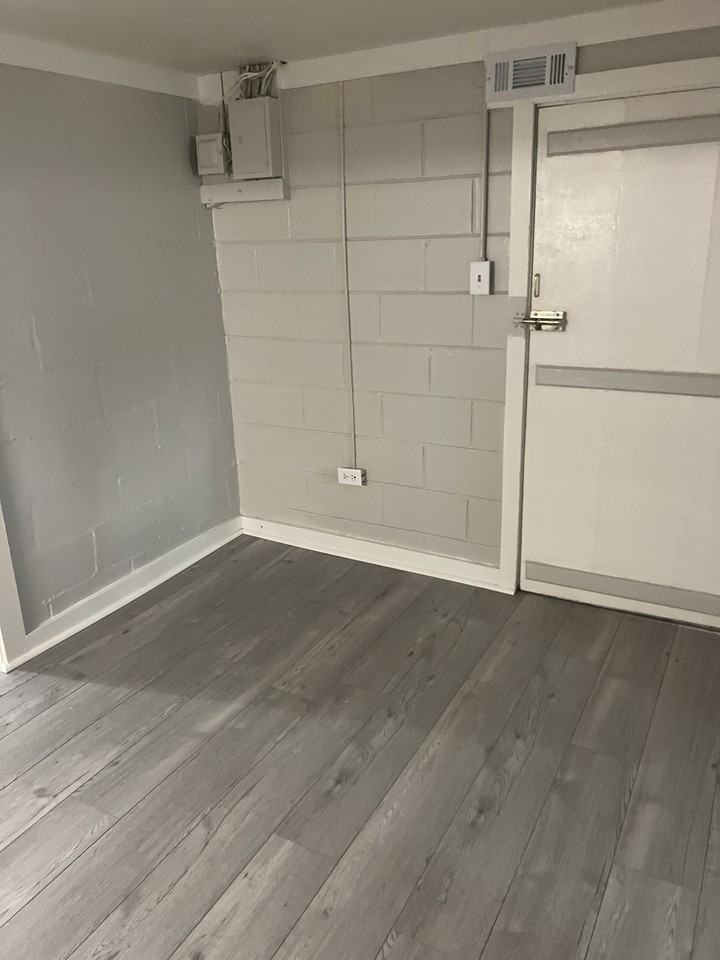 3813 South Lafayette Avenue #C - Photo 5 of 12