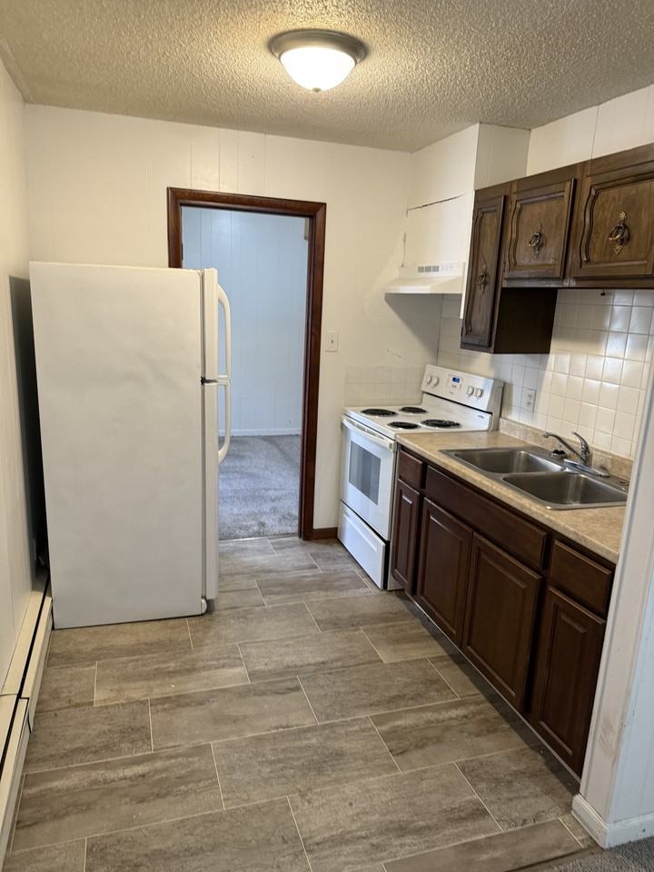 405 Slater St #4 - Photo 5 of 13