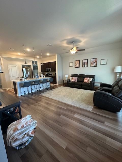 1021 1021 Laila Lanelaila lane #1 - Photo 2 of 19