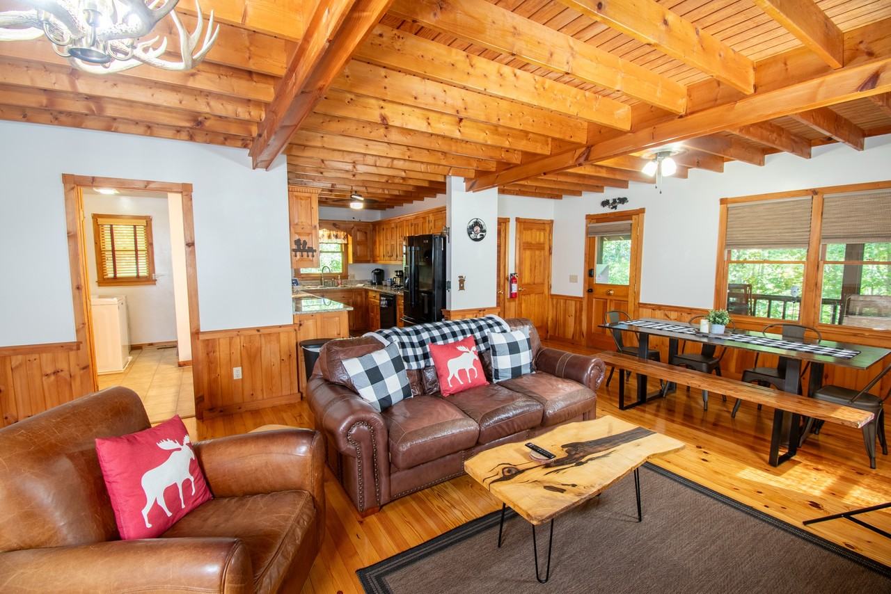 328 Sharp Top Circle #1 - Photo 7 of 17