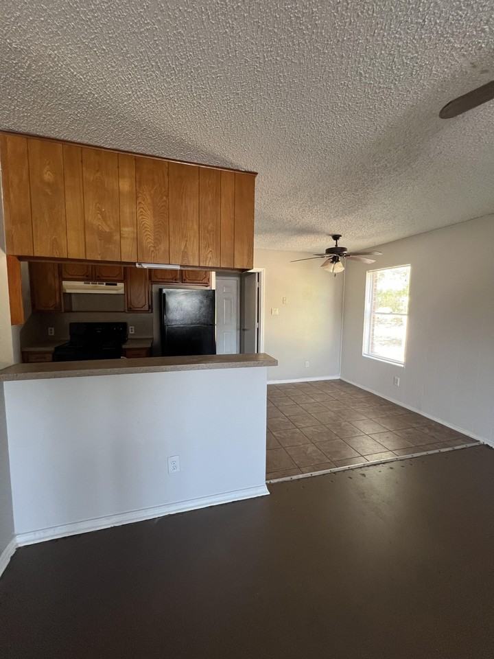 15120 County Road 195 #15120 - Photo 3 of 10