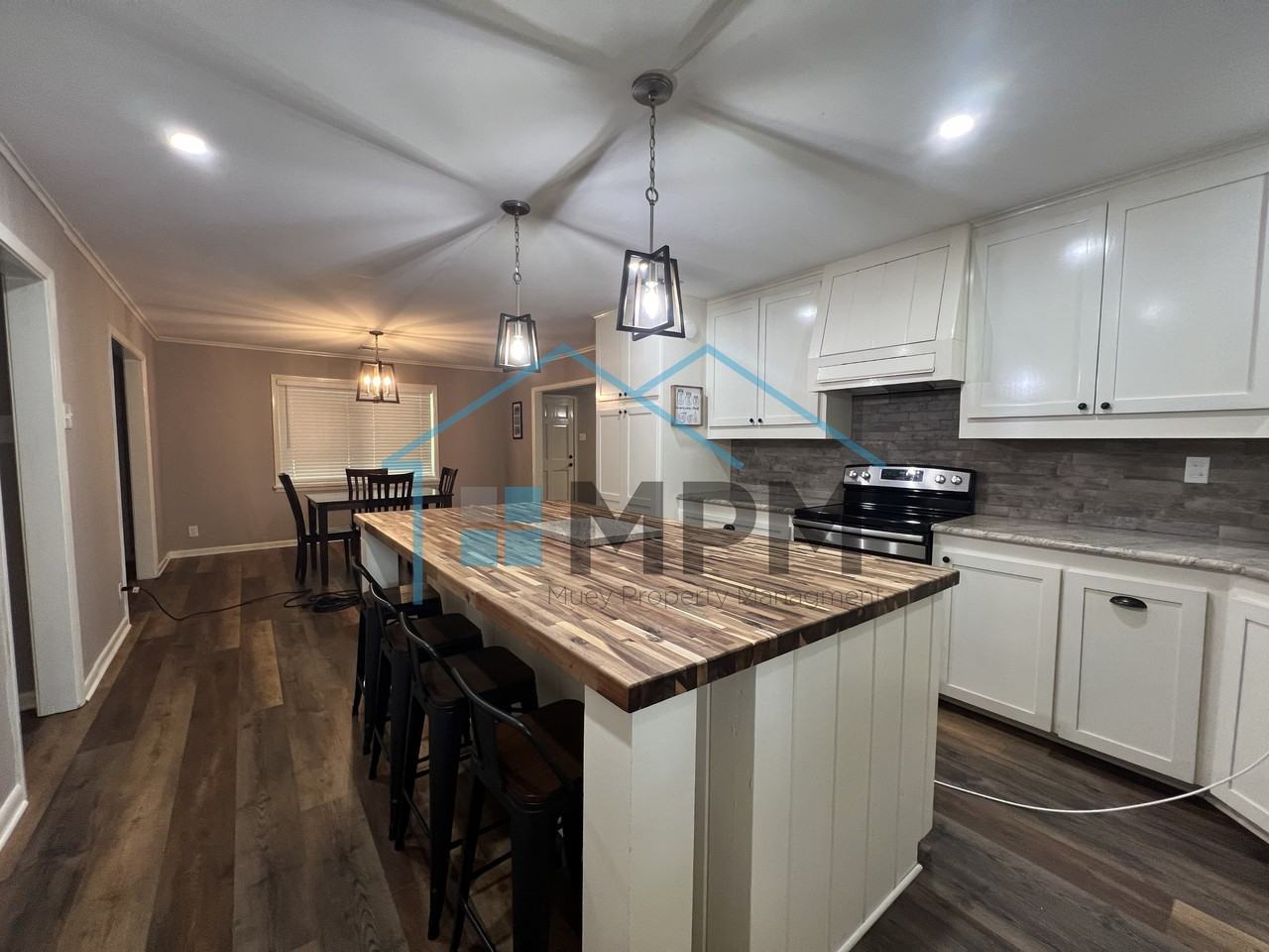 616 Lakeshore Drive #1 - Photo 2 of 17