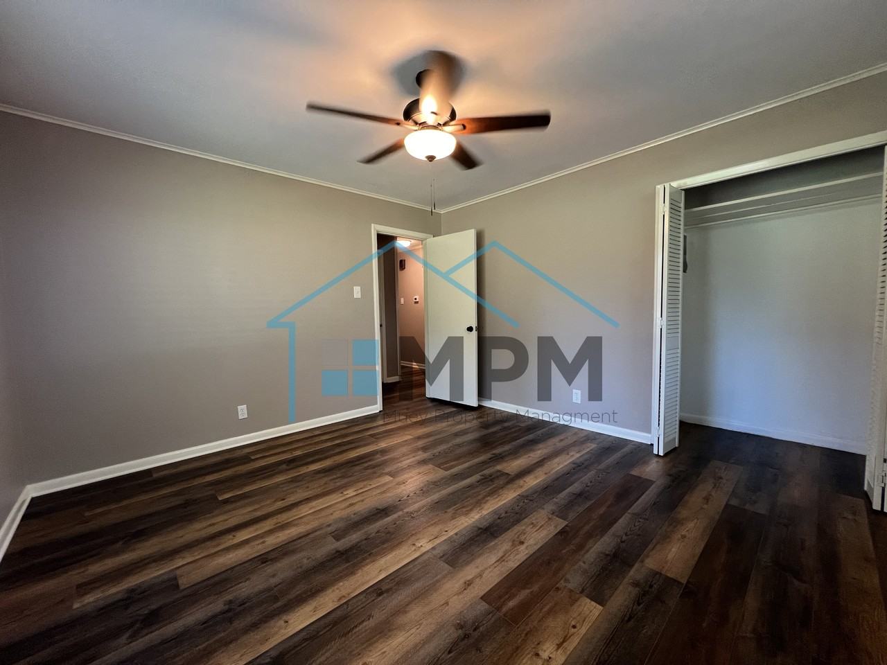 616 Lakeshore Drive #1 - Photo 7 of 17