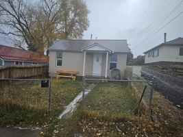 featured image of 310 Garnet Street #1