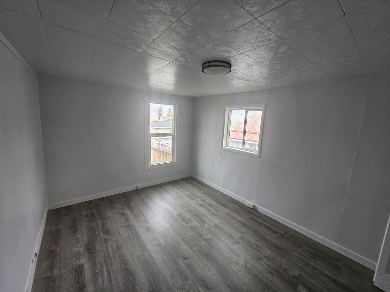 310 Garnet Street #1 - Photo 6 of 10