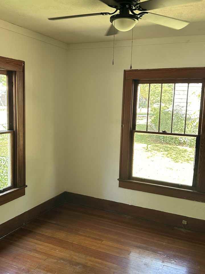 312 Montgomery Avenue #1 - Photo 2 of 22