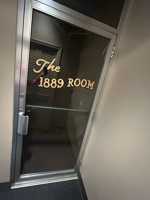 featured image of 101 N Hart St