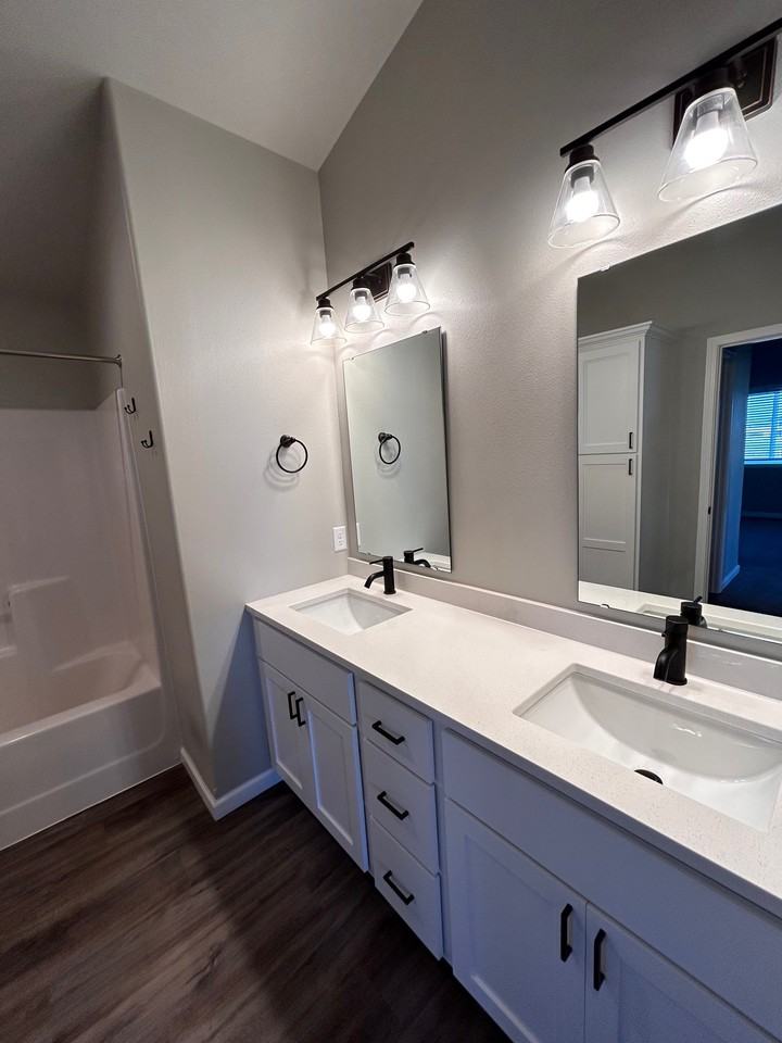 3625 56 Street South #1 - Photo 6 of 14