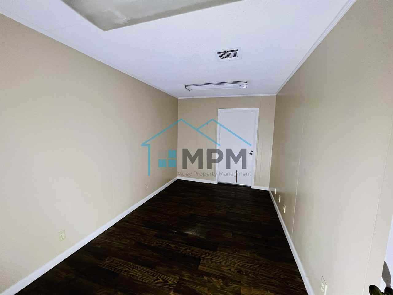 111 Hudson Lane #G - Photo 4 of 7