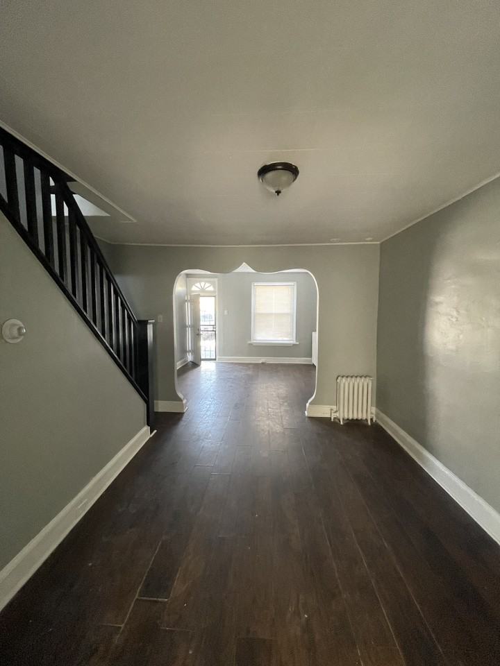 2046 Newcomb Street #1 - Photo 5 of 12