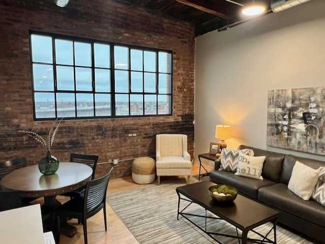 812 Southwest Washington Street #2