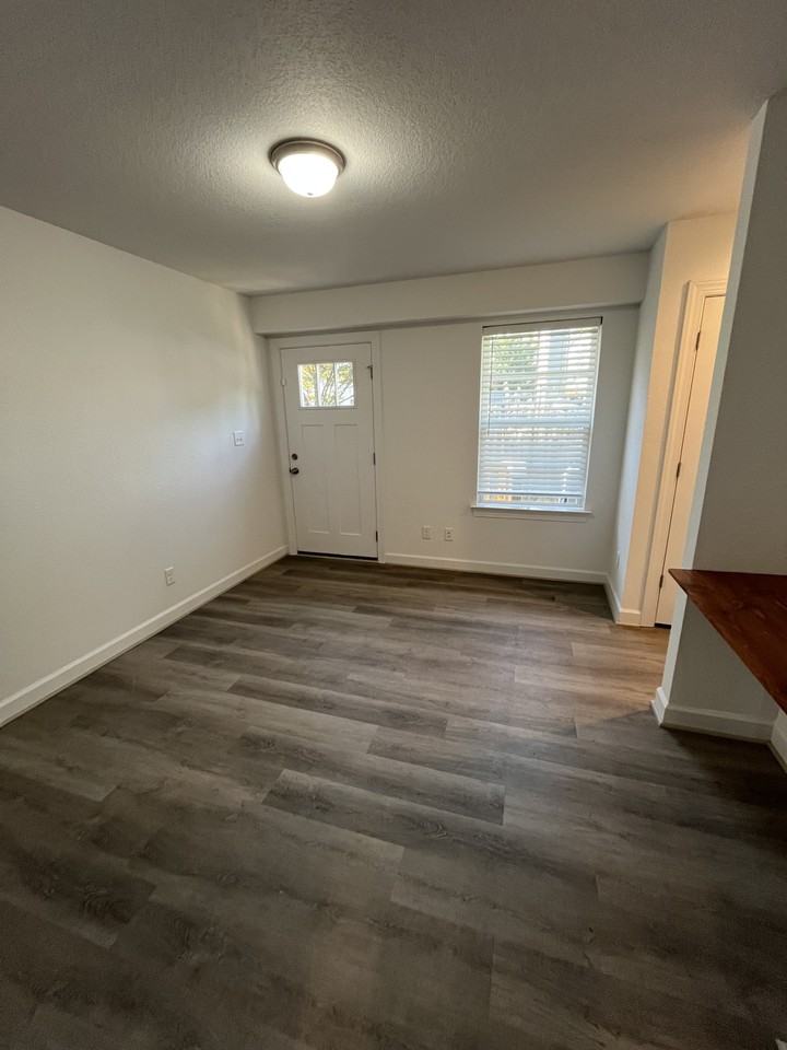 4323 Pinter Ln #1 - Photo 7 of 35