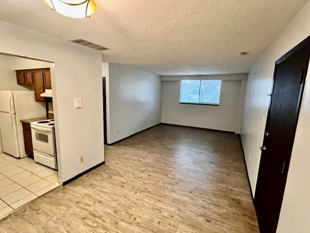 3120 West Willow Knolls Drive #1 - Photo 3 of 11