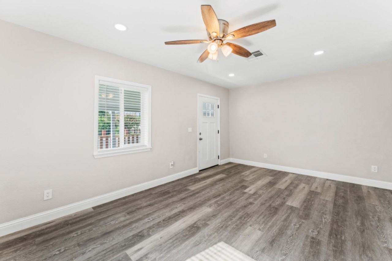 115 Del Monte Avenue #1 - Photo 4 of 7