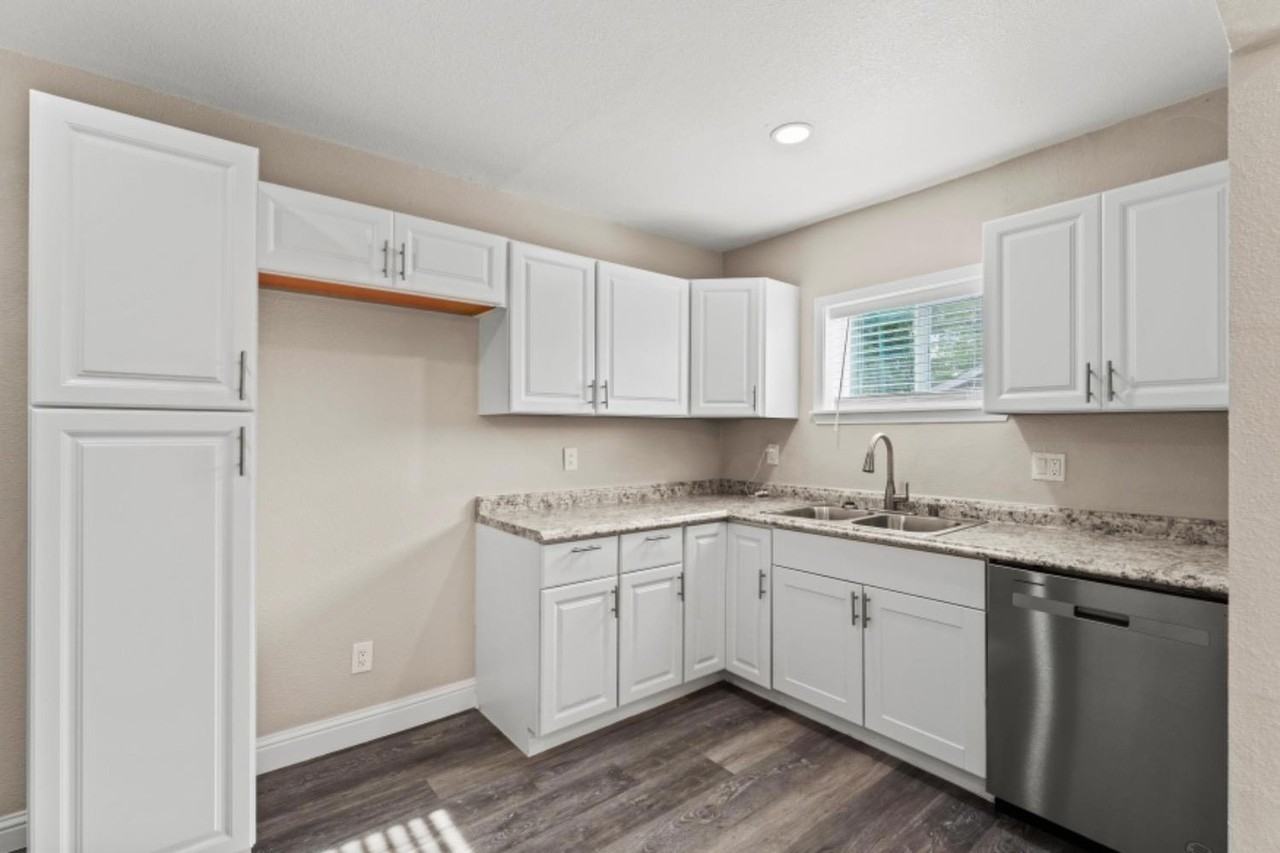 115 Del Monte Avenue #1 - Photo 6 of 7