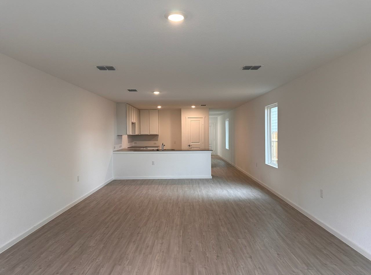 10727 Vesta Curv #1 - Photo 2 of 16