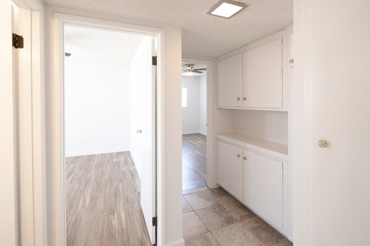 2150 Thomas Ave - Photo 4 of 9