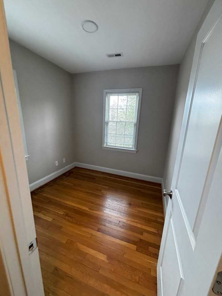 2959 Nelson Place Southeast #4 - Photo 4 of 8