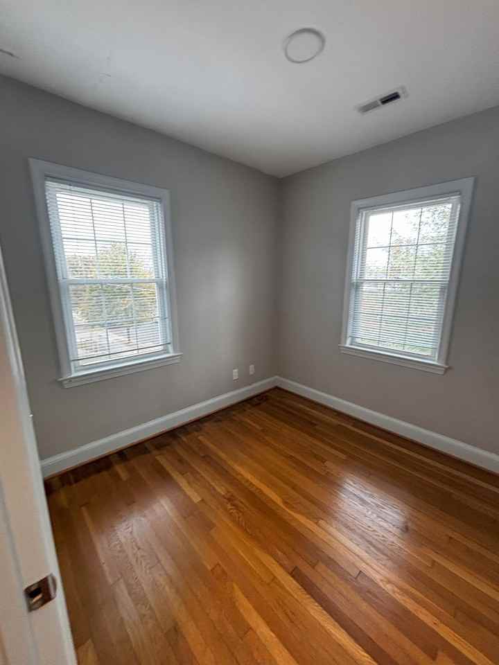 2959 Nelson Place Southeast #4 - Photo 5 of 8