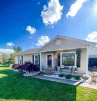 featured image of 1003 Ravenwood Drive #1