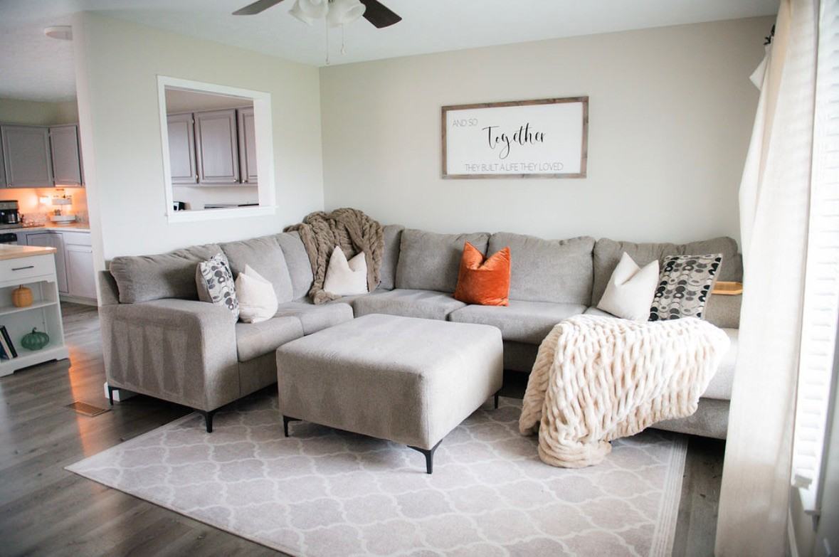 1003 Ravenwood Dr #1 - Photo 3 of 15