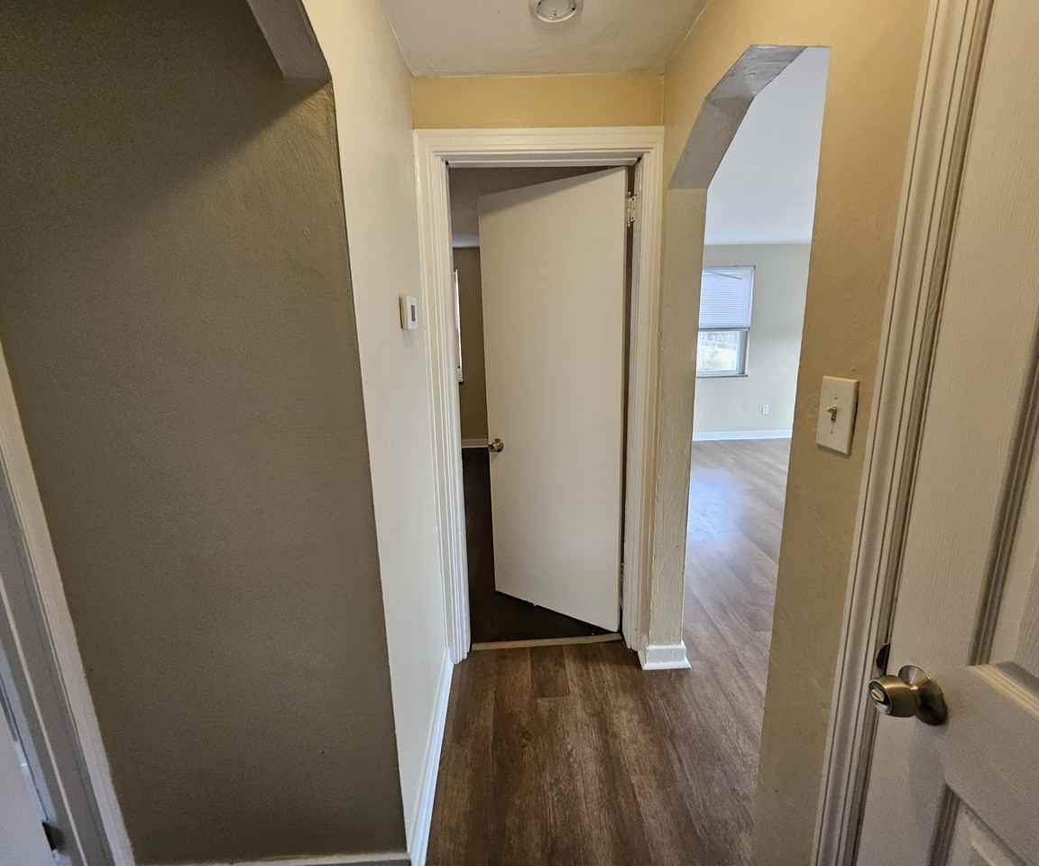 855 Hamil Rd #1 - Photo 6 of 27