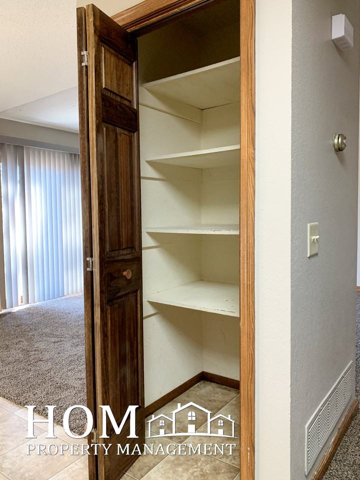 127 Sandpiper Dr #1 - Photo 5 of 20