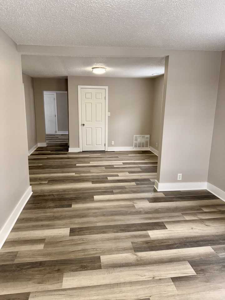 207 West Broadway Street #1 - Photo 3 of 5