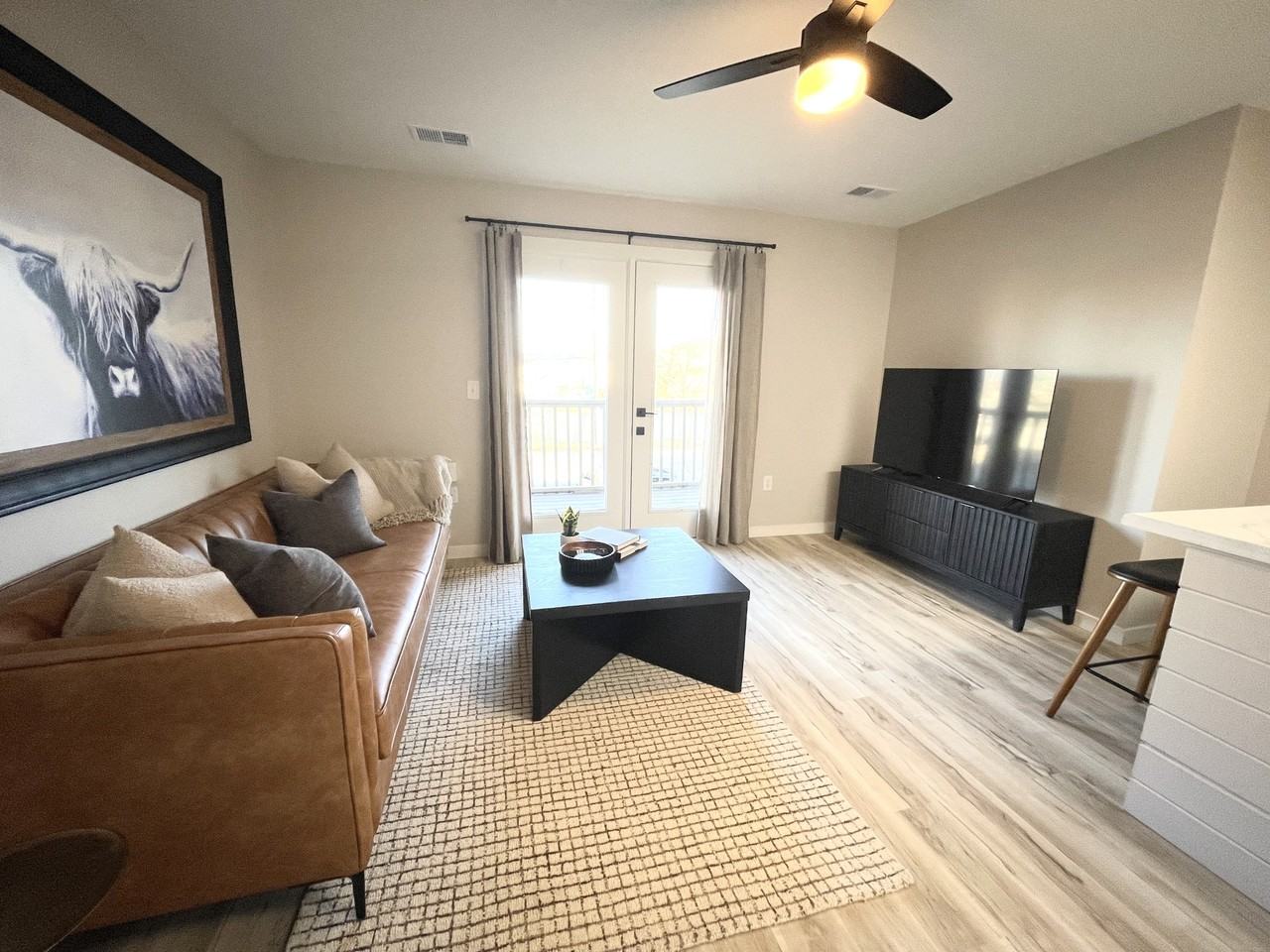 600 600 Marsha CourtApt 25 #25 - Photo 2 of 4