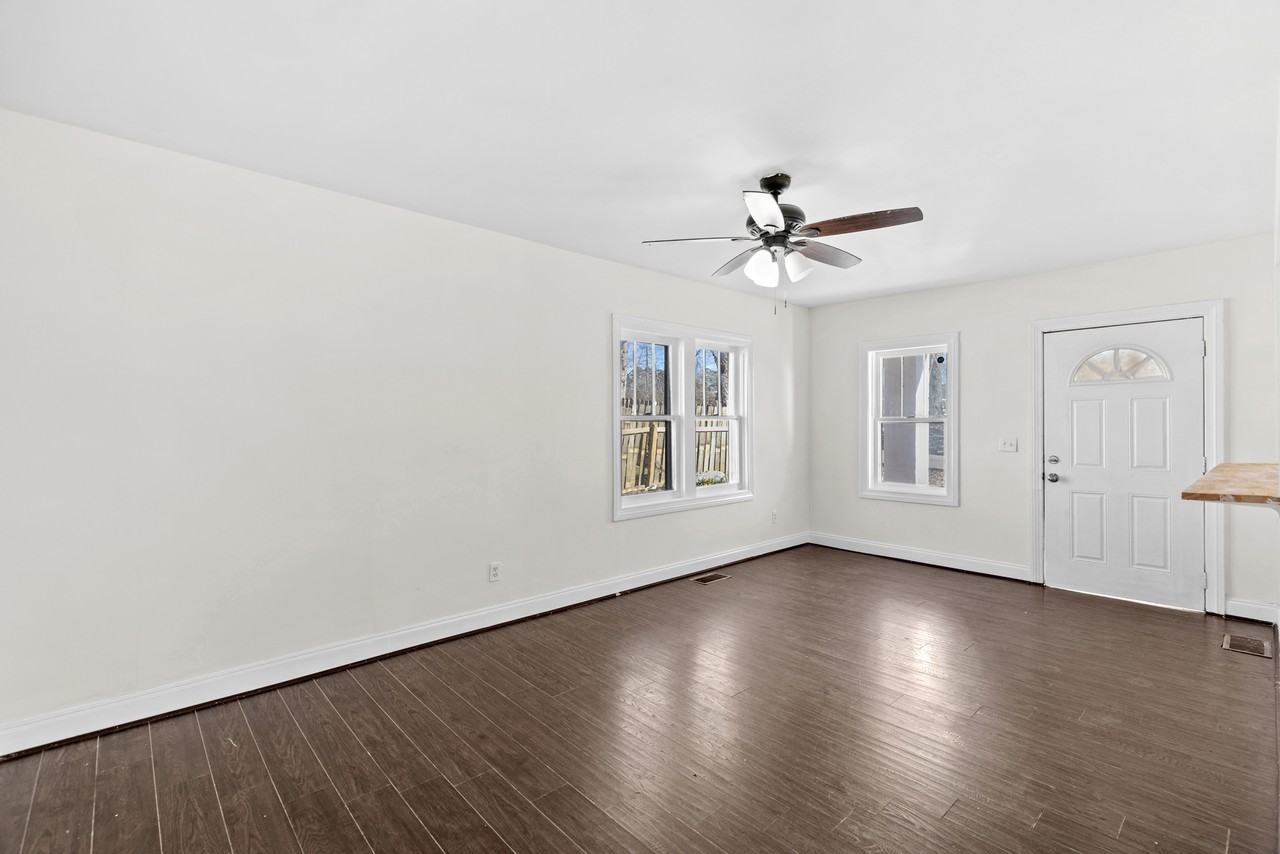 128 Grandview Drive #1 - Photo 2 of 10