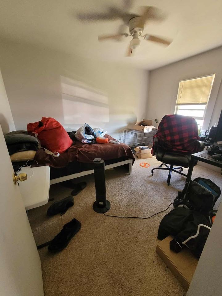 201 E Walnut Ave #1 - Photo 5 of 7