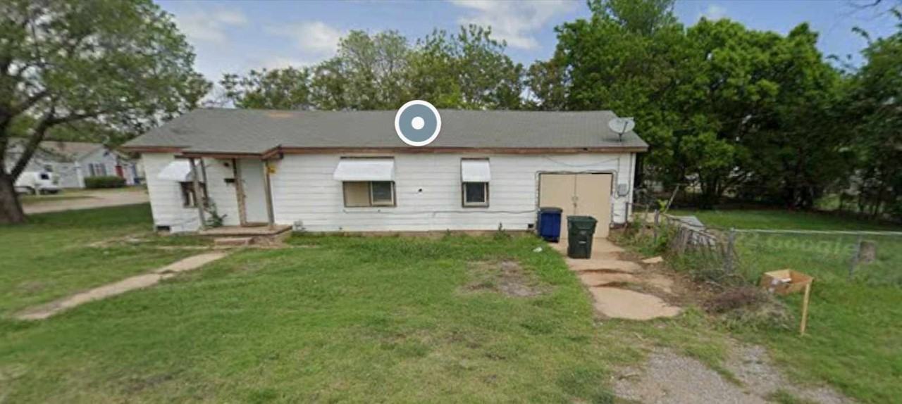 201 E Walnut Ave #1 - Photo 7 of 7