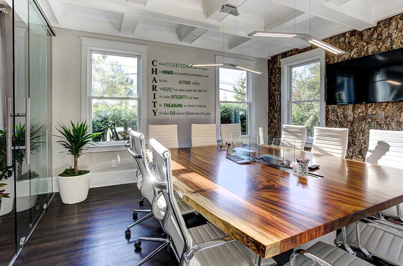 1244 East Boulevard #1 - Photo 4 of 5