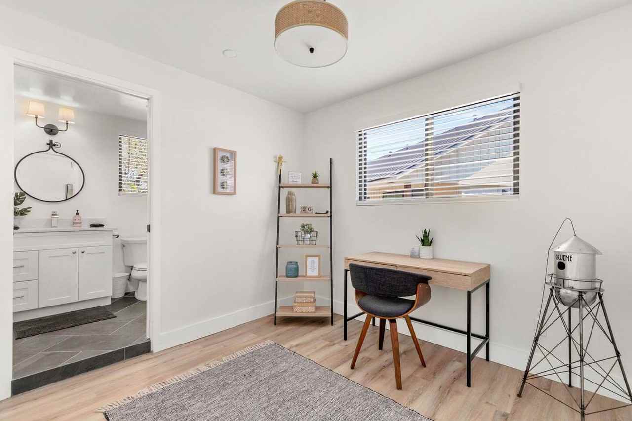 625 625 Gruene River Drive - Guest House - Photo 3 of 10