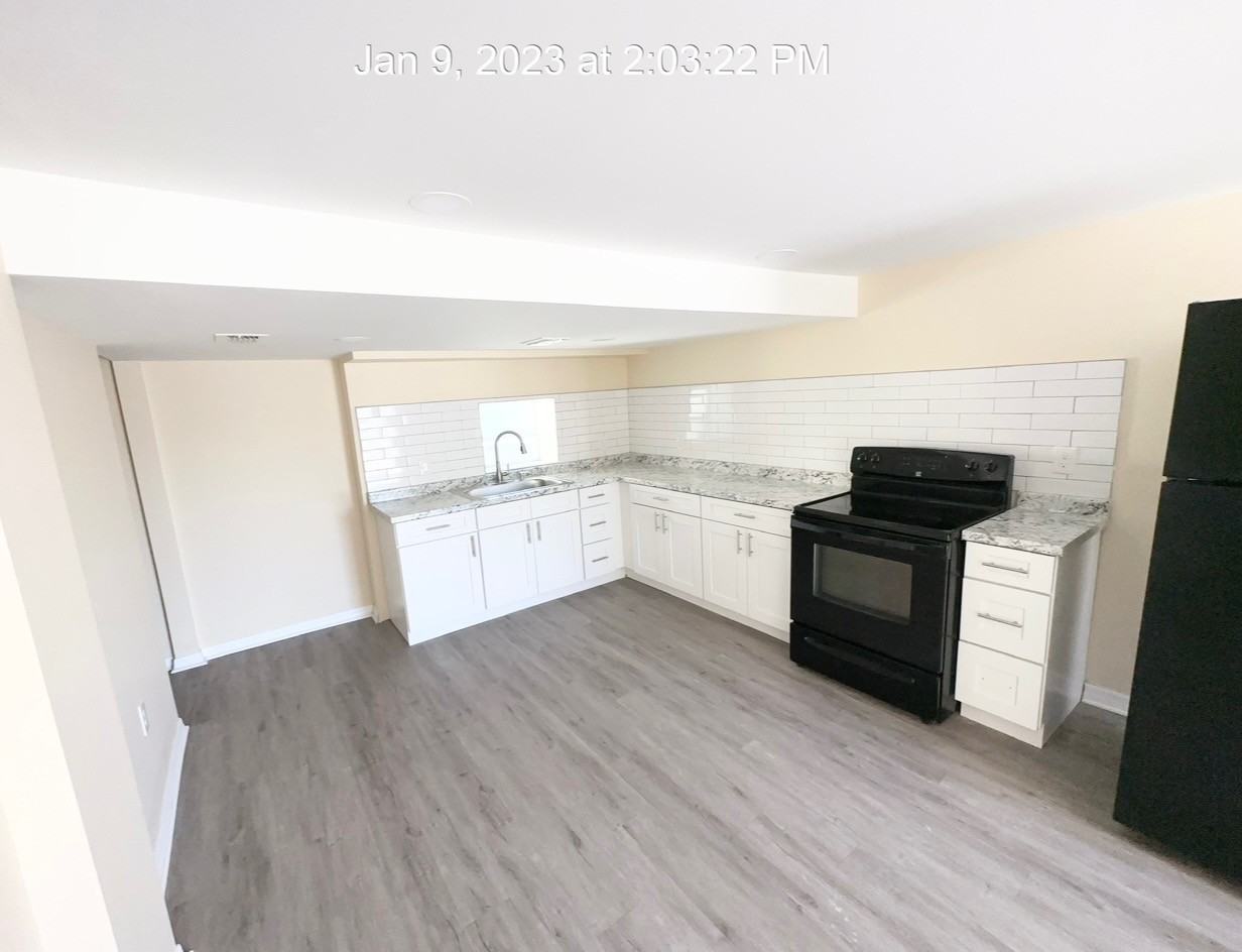 719 Fern St #1 - Photo 2 of 9