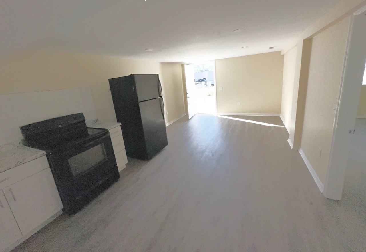719 Fern St #1 - Photo 3 of 9