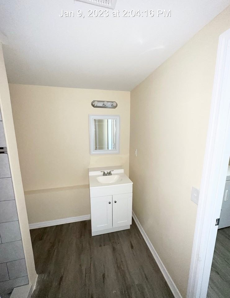 719 Fern St #1 - Photo 7 of 9