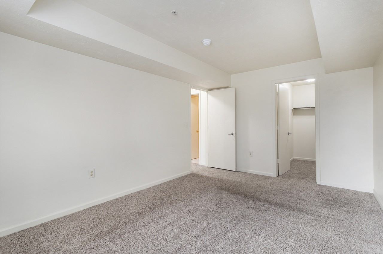 60 Springview Drive #306 - Photo 5 of 13