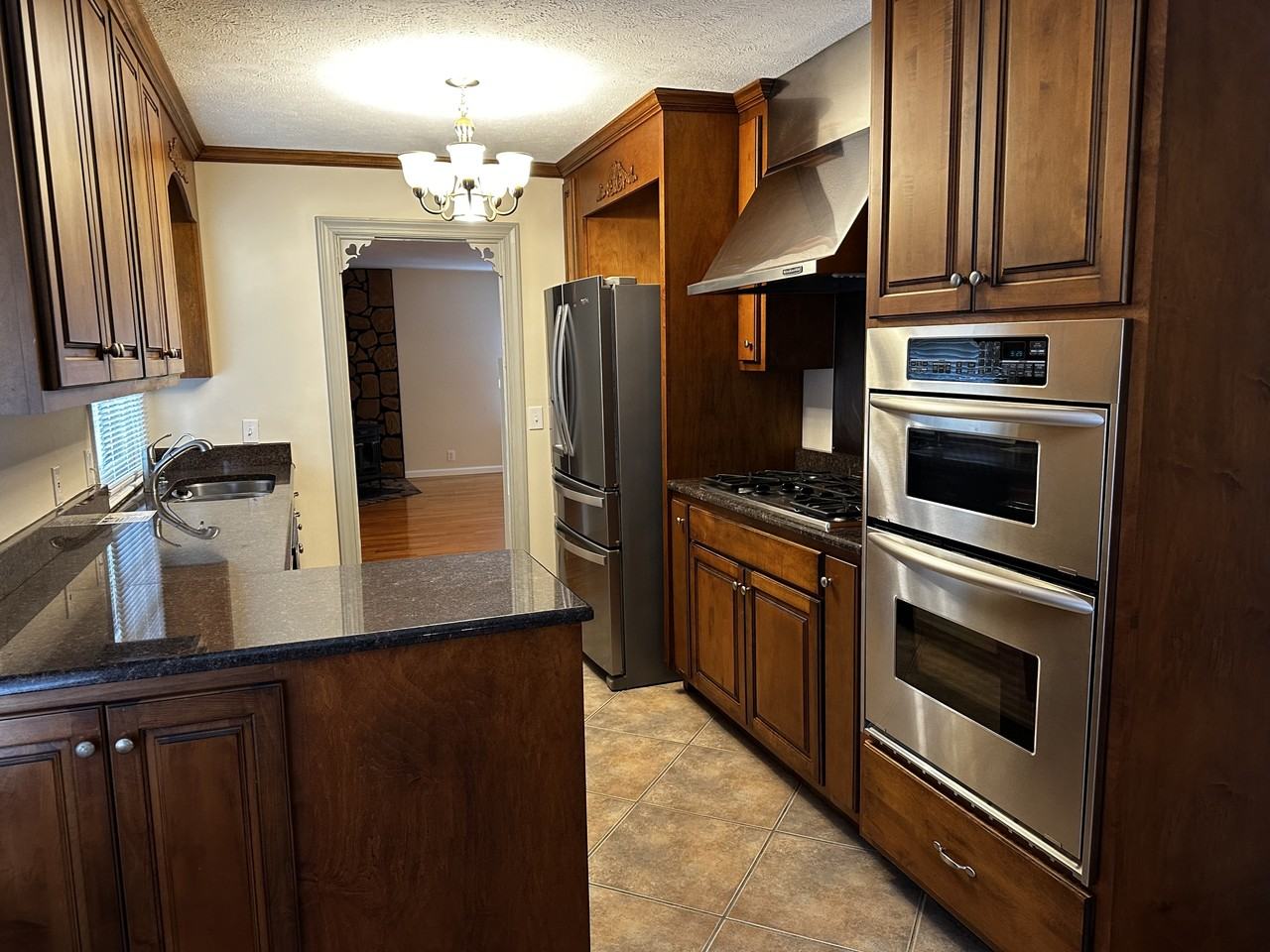 425 Jones Mill Rd #1 - Photo 5 of 19