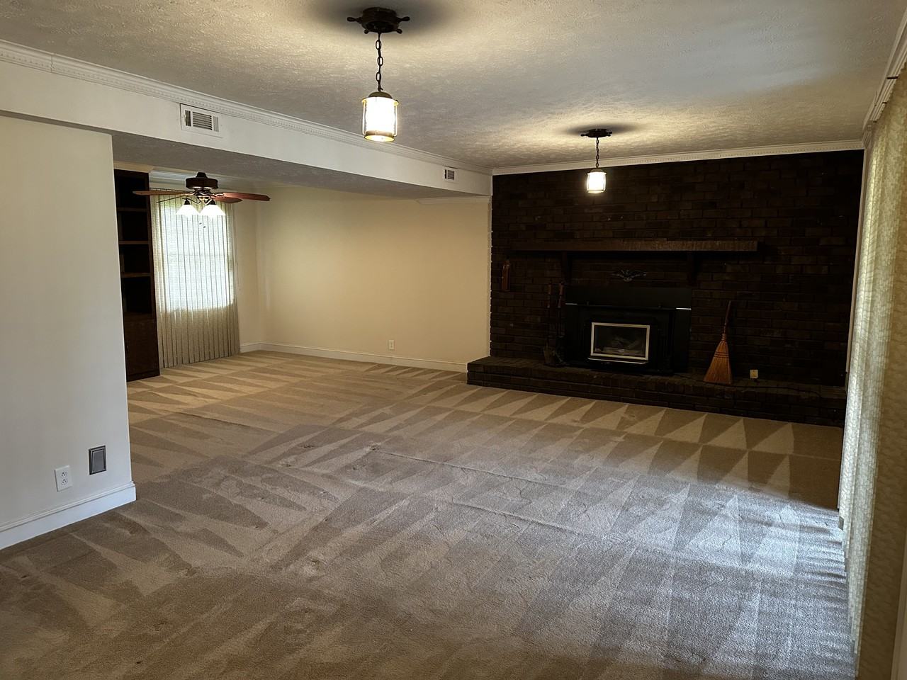 425 Jones Mill Rd #1 - Photo 7 of 19