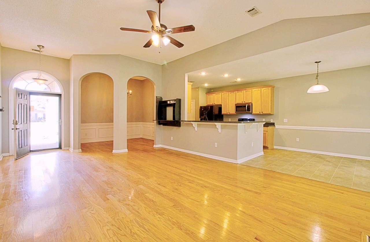 8 Limestone Ln #1 - Photo 3 of 24