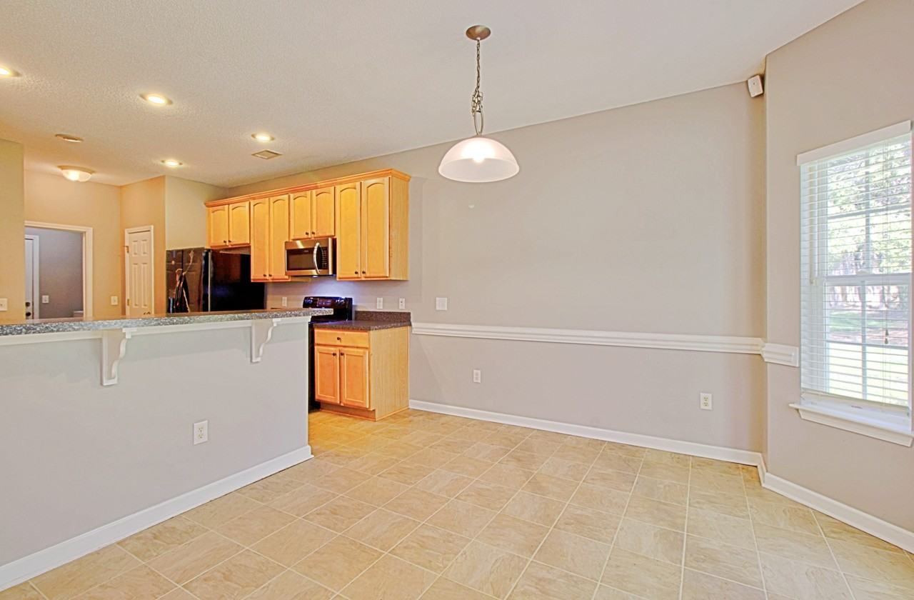 8 Limestone Ln #1 - Photo 4 of 24