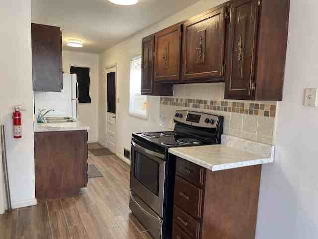 730 Arapahoe St #A - Photo 3 of 9