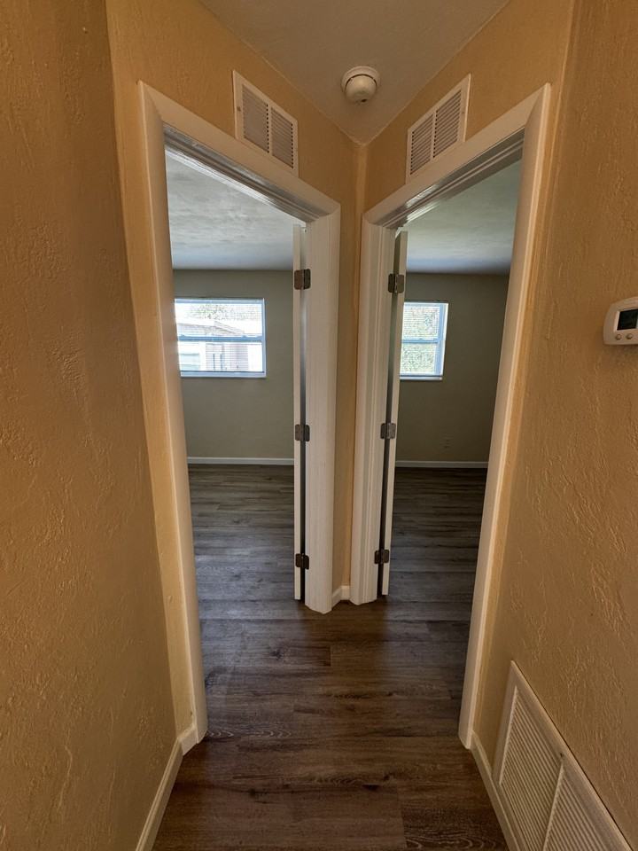 417 Jefferson Street #1 - Photo 4 of 15