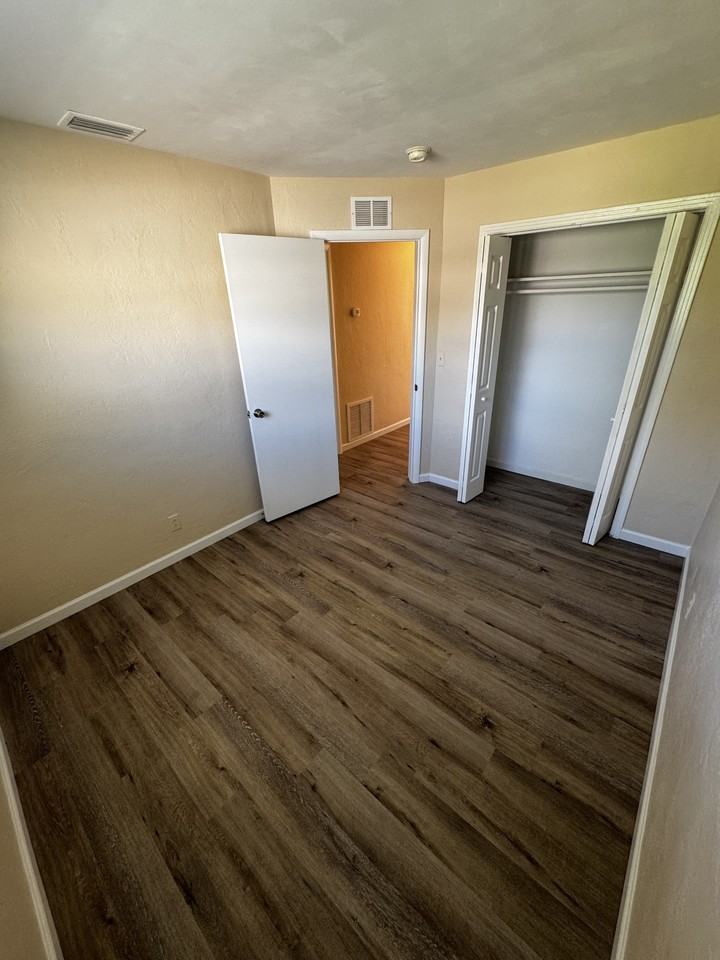 417 Jefferson Street #1 - Photo 6 of 15