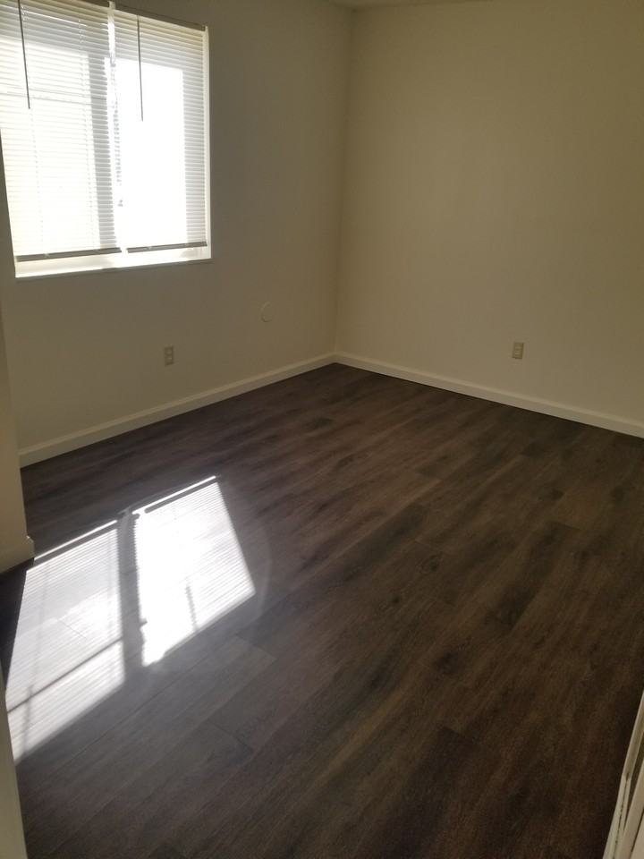 184 East Market Street #128 - Photo 3 of 9